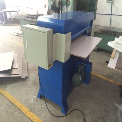112000mm 2 Máquina de corte de matriz hidráulica de almohadilla abrasiva para la producción de plástico en ampollas