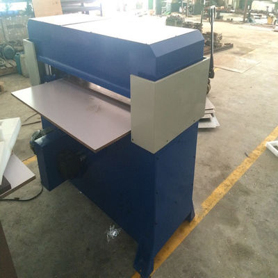 112000mm 2 Máquina de corte de matriz hidráulica de almohadilla abrasiva para la producción de plástico en ampollas