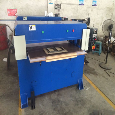 Máquina de corte por die hidráulica de 100 mm para la esponja de limpieza y la almohadilla de lavado